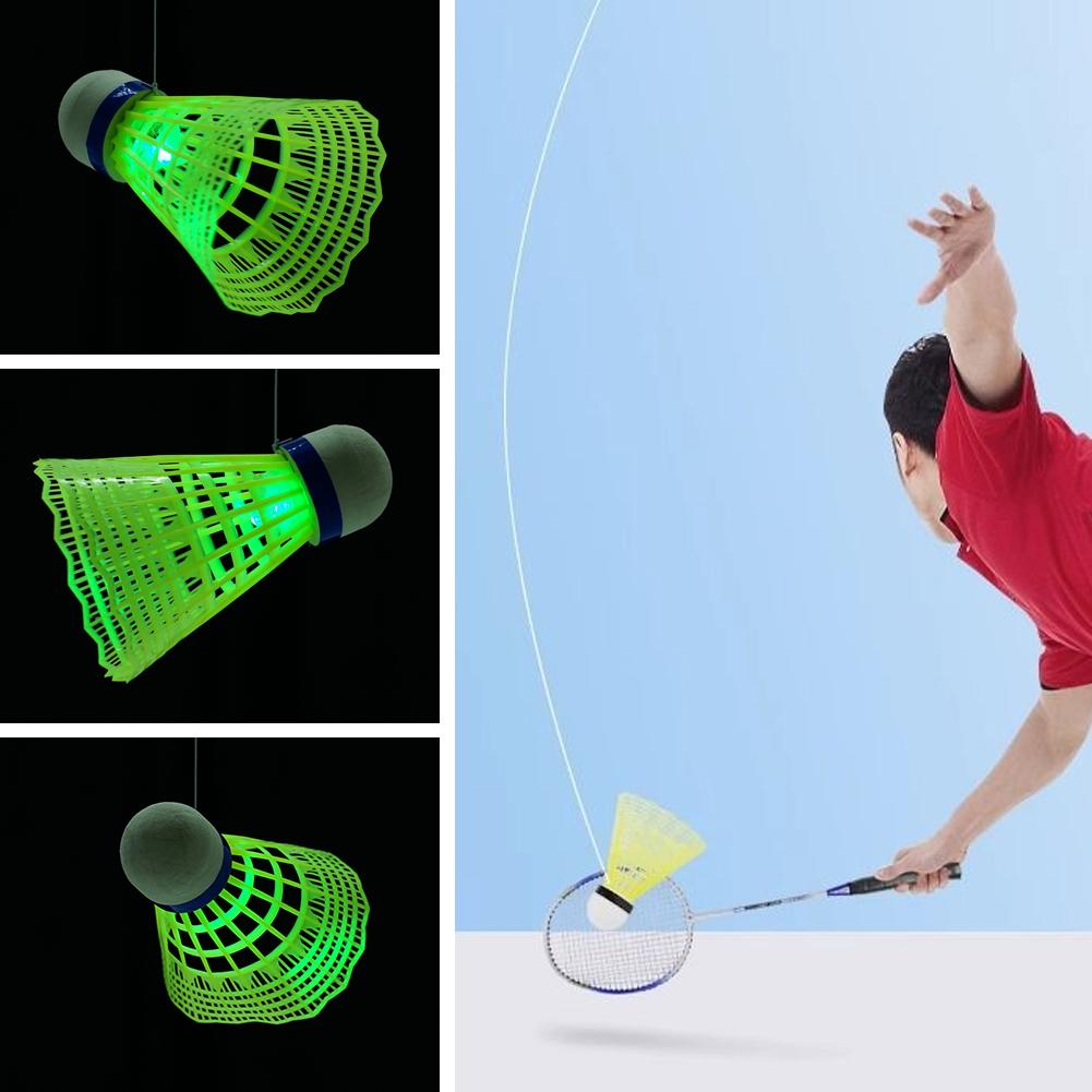 Przenośny trener do badmintona – Badminton Raket recenzja i cena