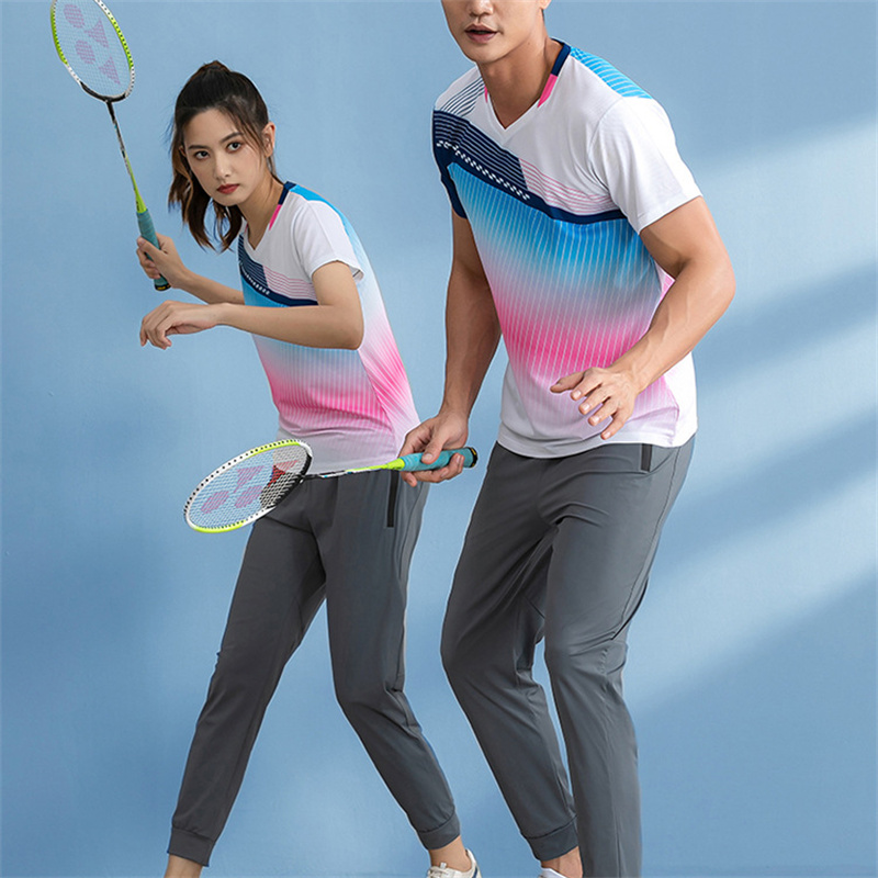 Koszulki i spodenki do badmint – Badminton Outfit recenzja i cena